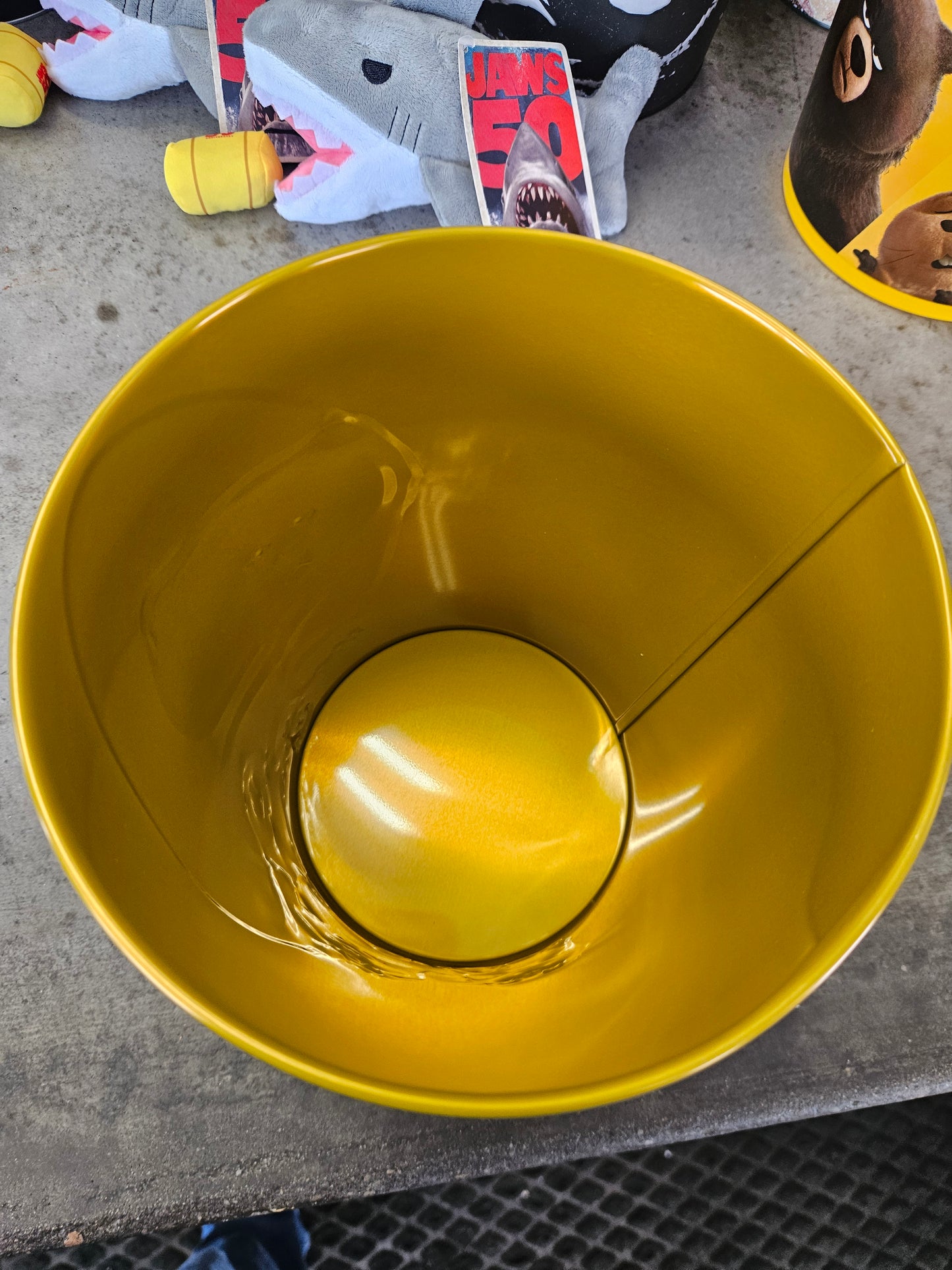 Hoppers Metal Popcorn Tin - Bear