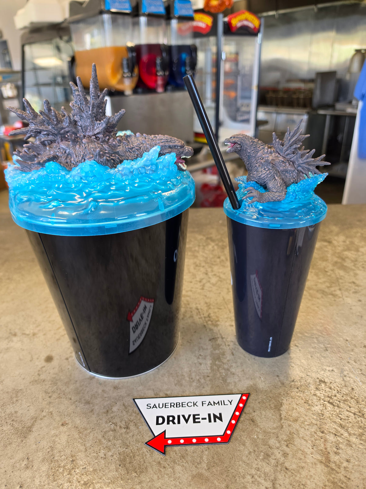 Godzilla Minus Zero - Set of 2 - Metal Popcorn Bucket and Plastic Cup with Lids