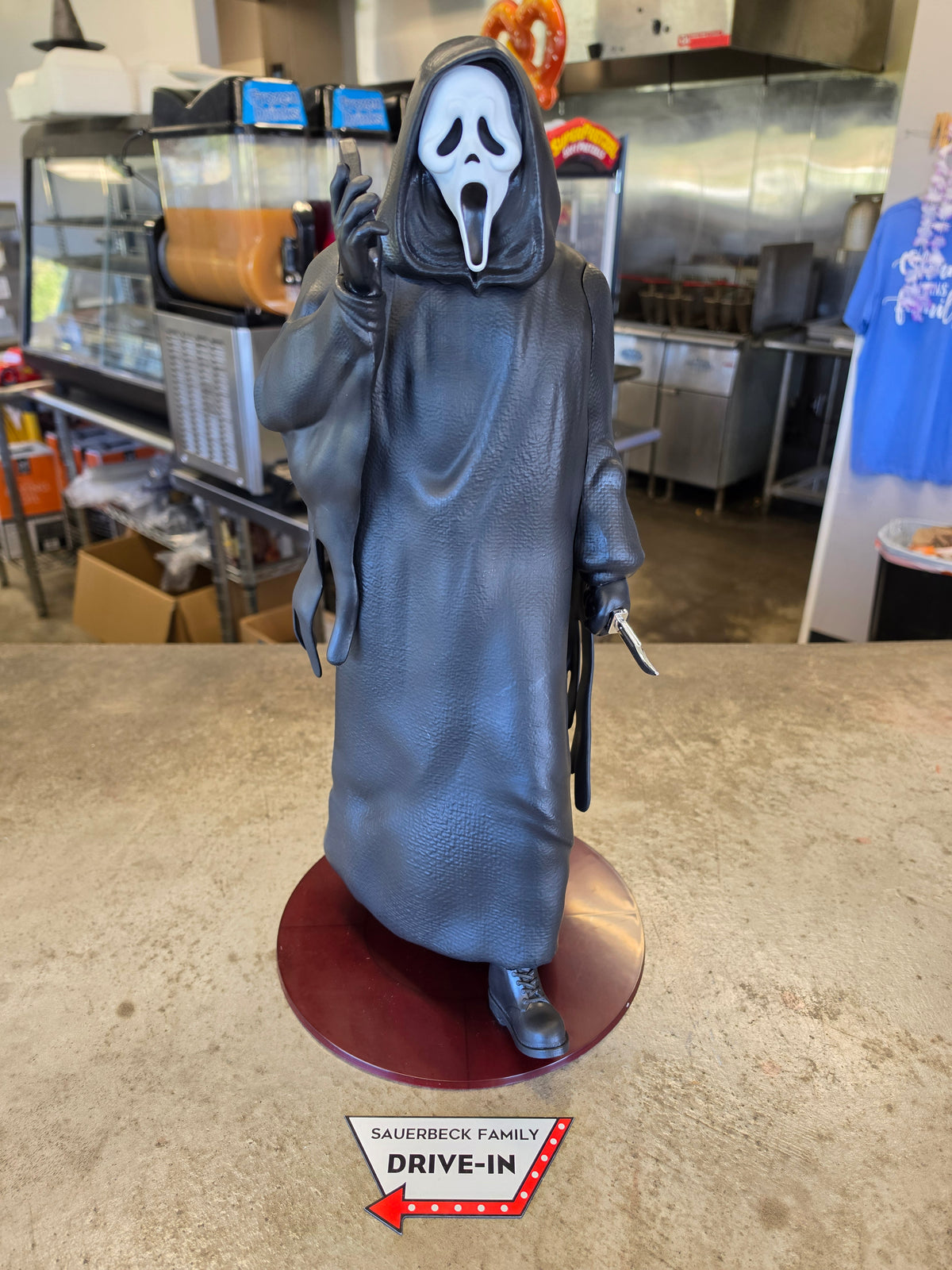 Scream 30th Anniv 2026 - Ghostface Popcorn Bucket GIANT Walking