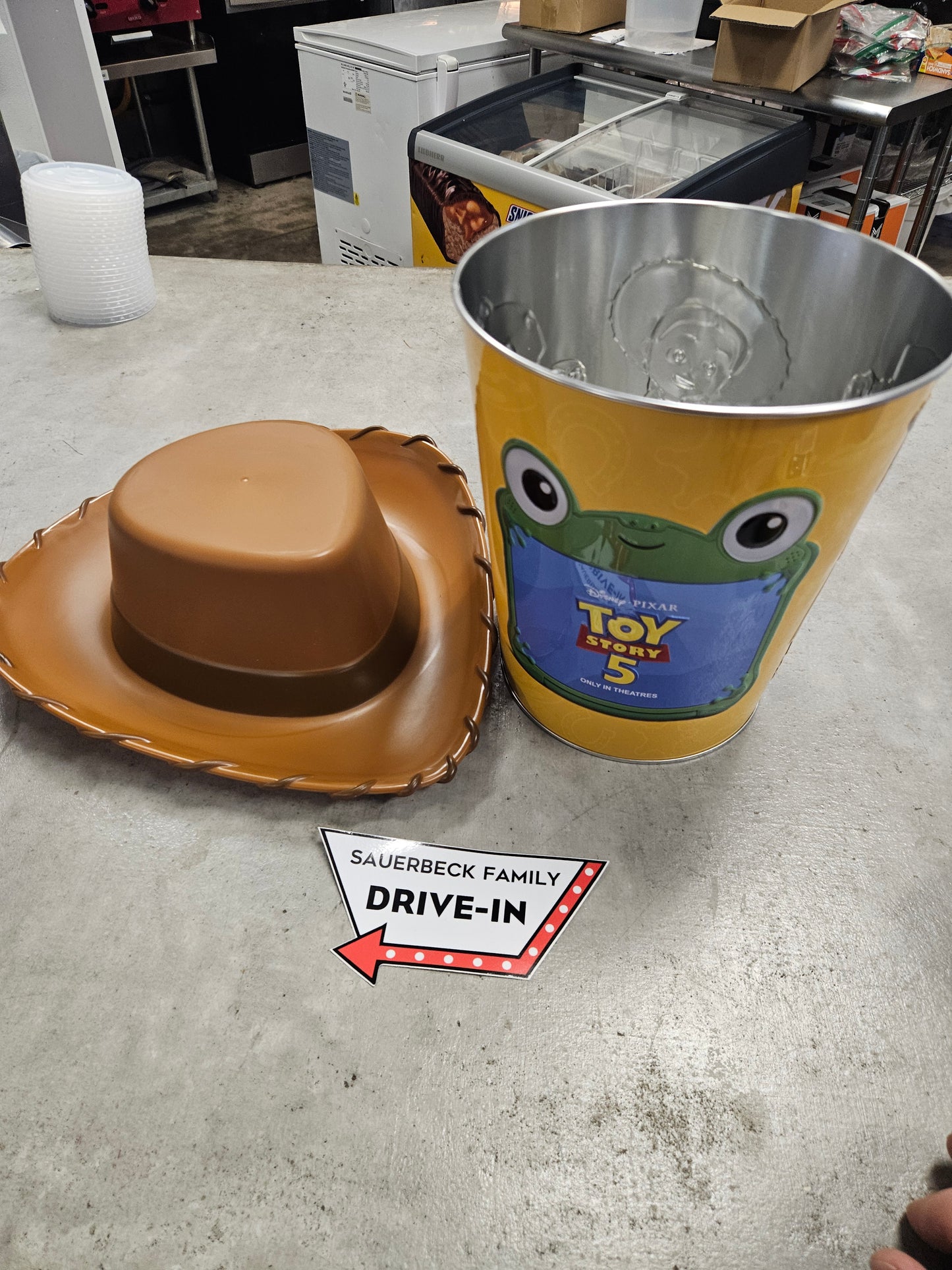 NEW! Toy Story 5 Woody Hat Popcorn Bucket IN HAND 2026