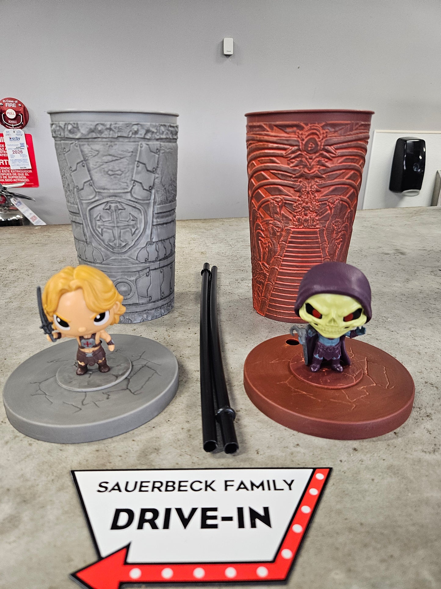 NEW! Set of 2! Masters Of The Universe He-Man And Skeletor Totem Cups IN HAND 2026
