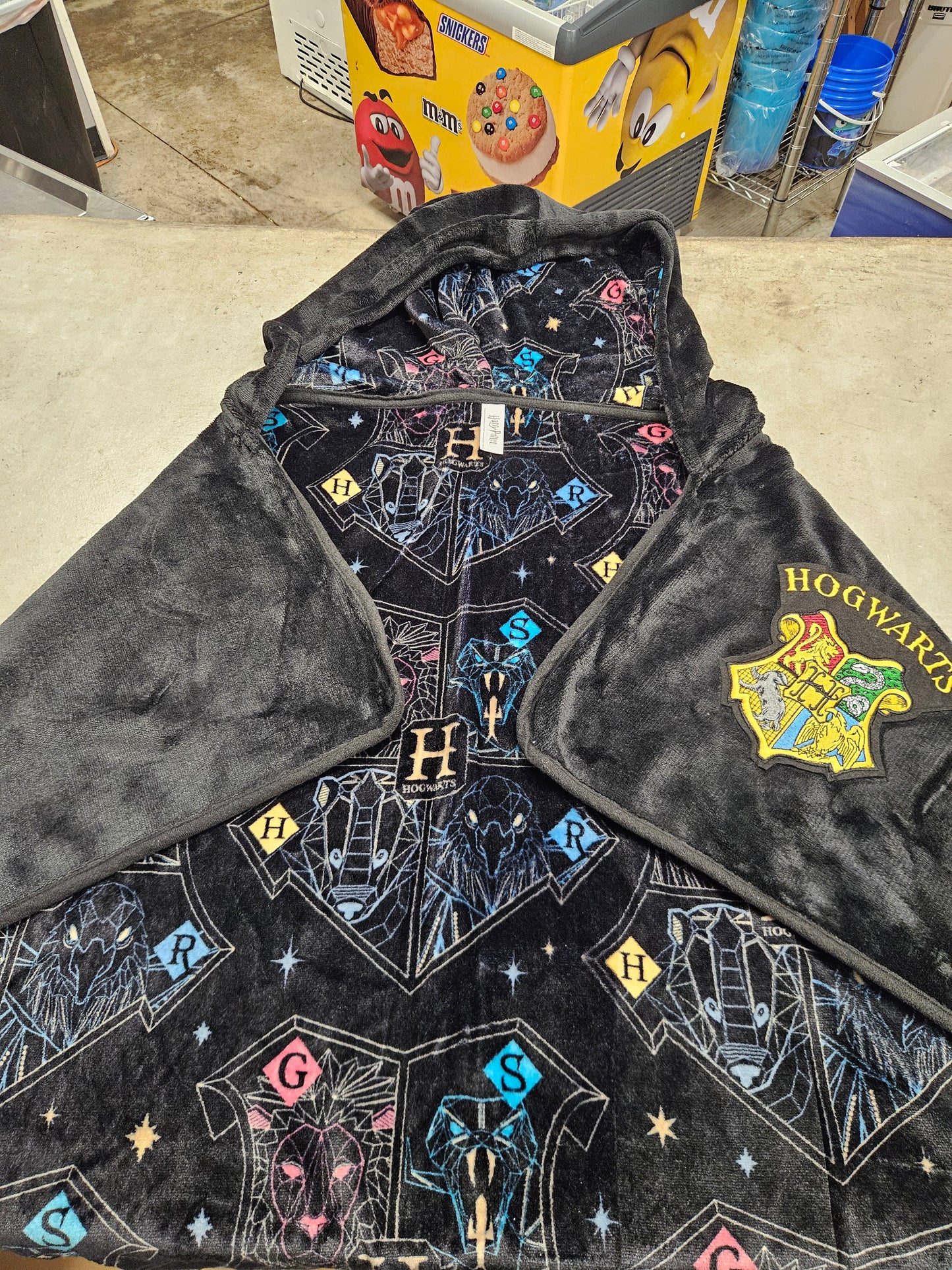 Harry Potter 25th Anniversary Wearable Blanket