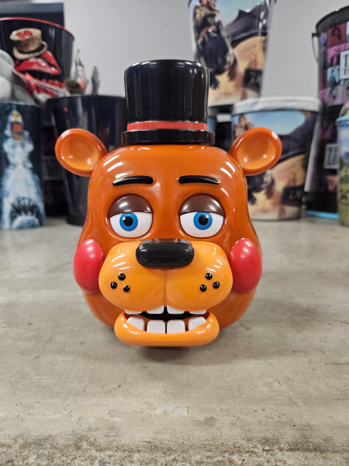 Fazbear Head - Five Nights at Freddy's 2 (2025) 32oz Bear Head Cup (bottle)