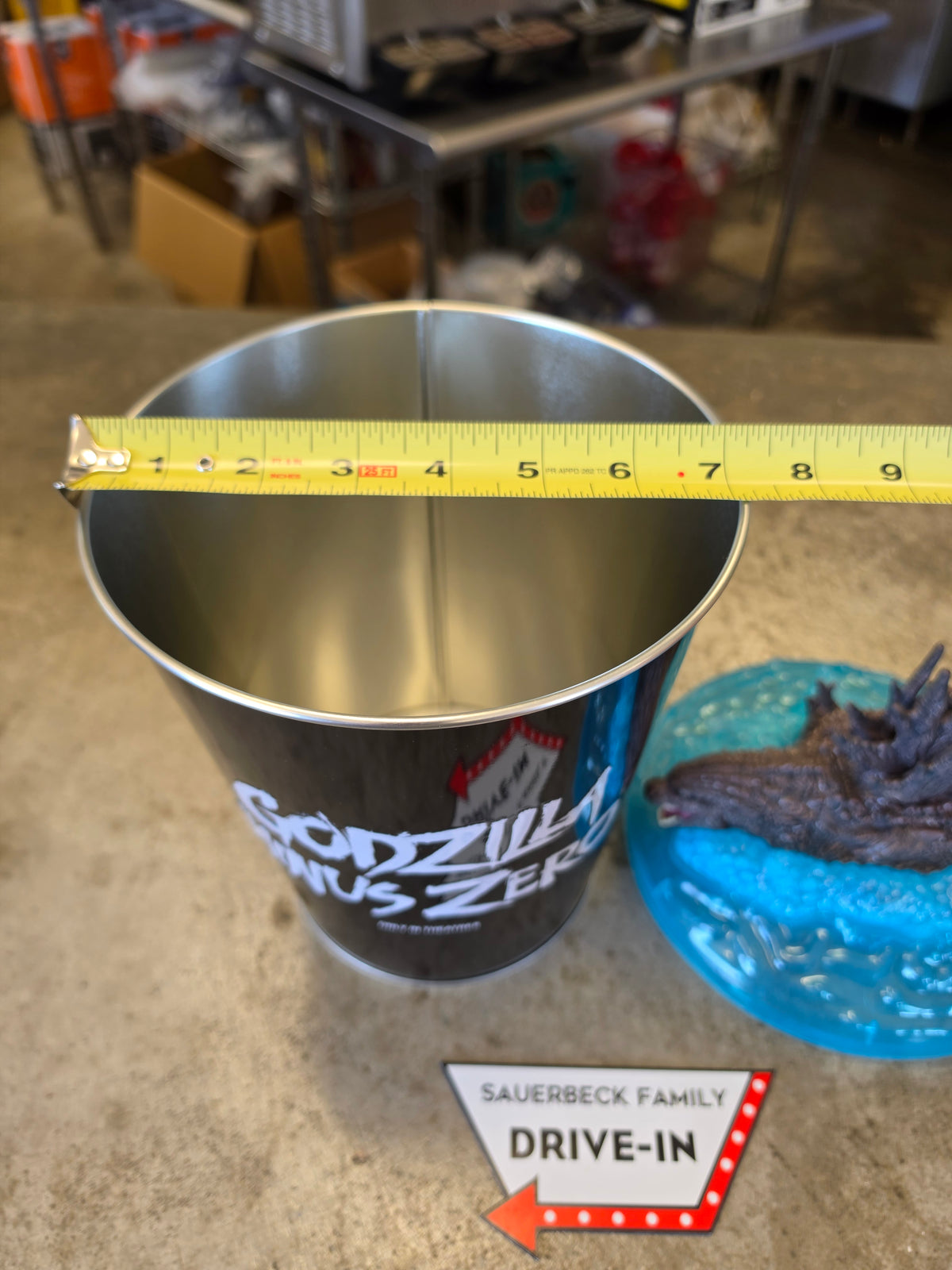 Godzilla Minus Zero - Set of 2 - Metal Popcorn Bucket and Plastic Cup with Lids