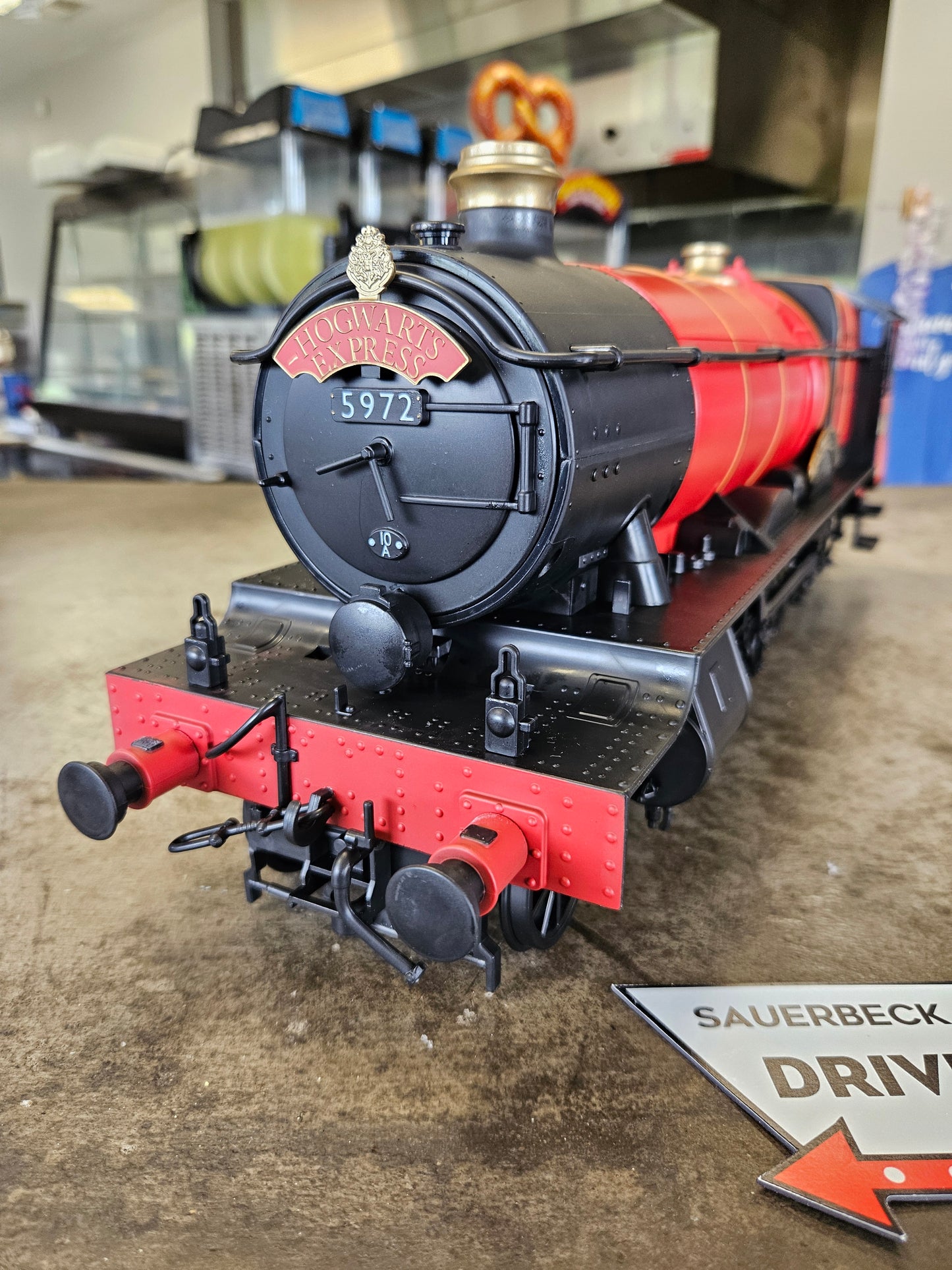 Hogwarts Express Train Popcorn Harry Potter 25th Steam NEW