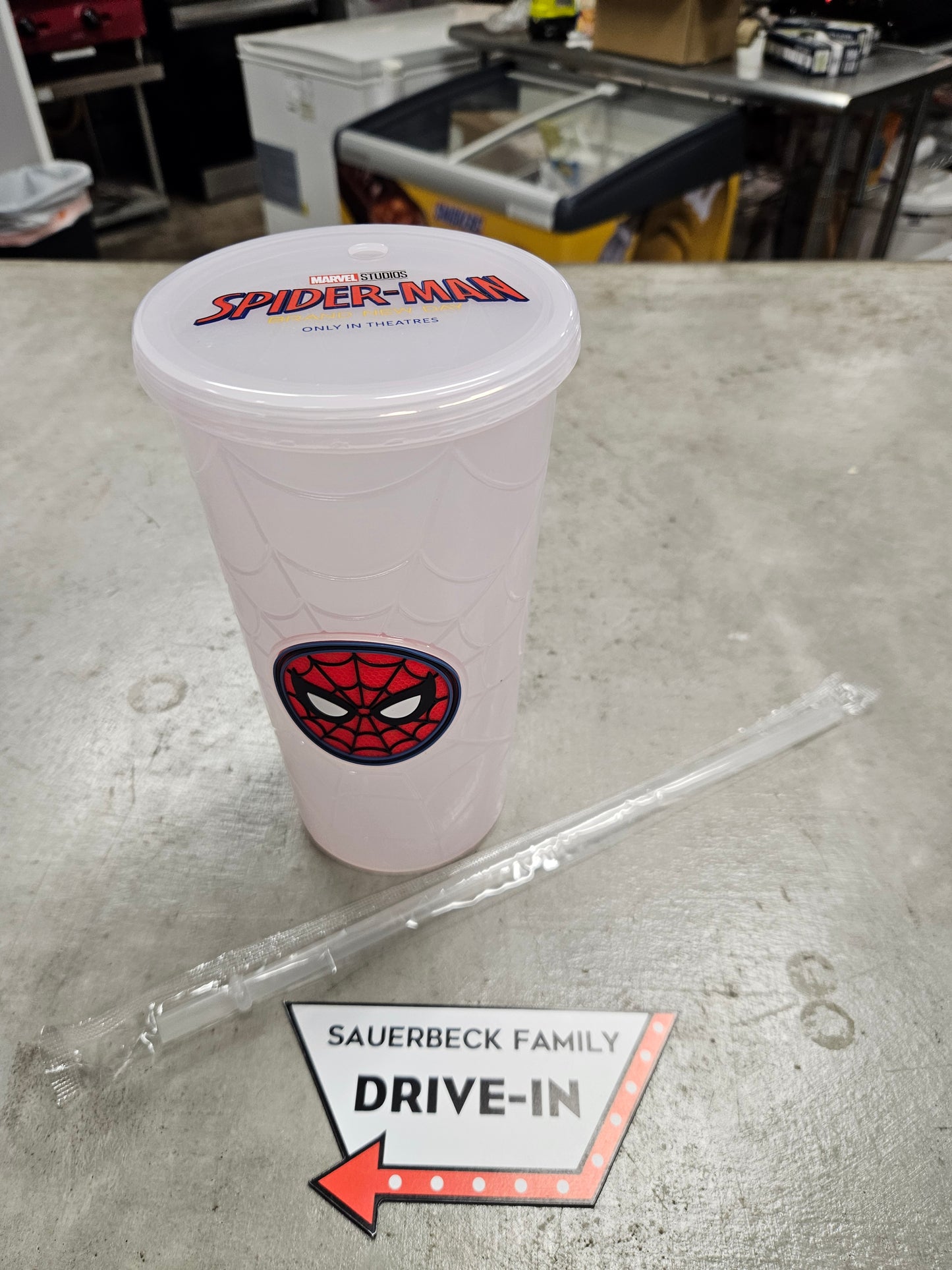 Spider-Man Brand New Day(2026) Live Action - Color Changing Cup with lid and straw