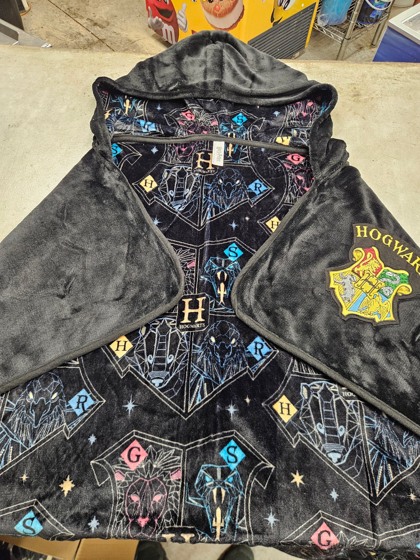 Harry Potter 25th Anniversary Wearable Blanket