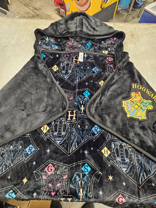 Harry Potter 25th Anniversary Wearable Blanket