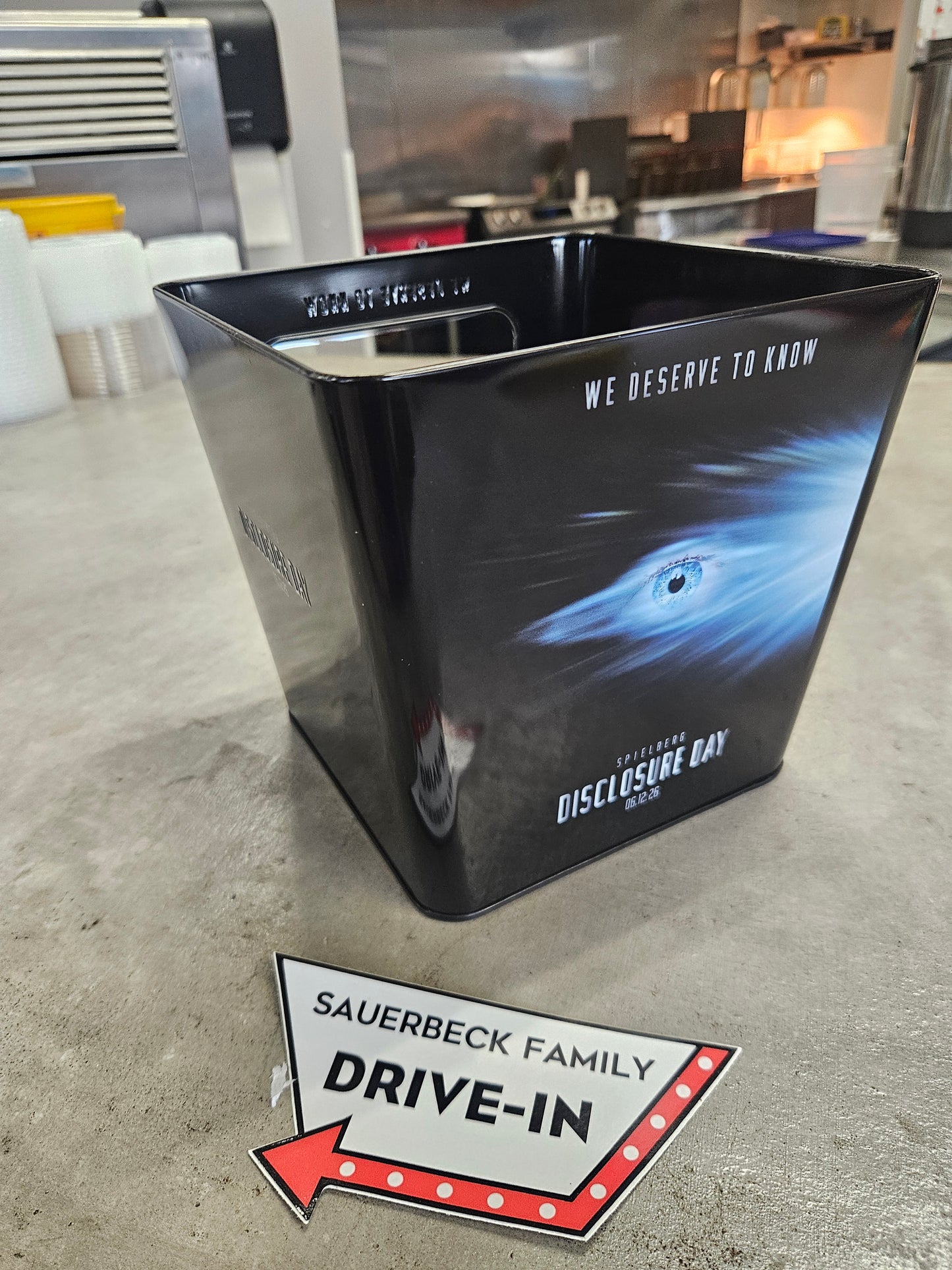 NEW! Disclosure Day Metal Popcorn Bucket Tin w/ Window -IN HAND 2026 - Spielberg
